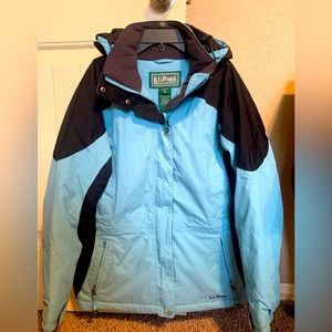 Women’s LL Bean Ski Parka. Size Small (4-8); Black and Aqua